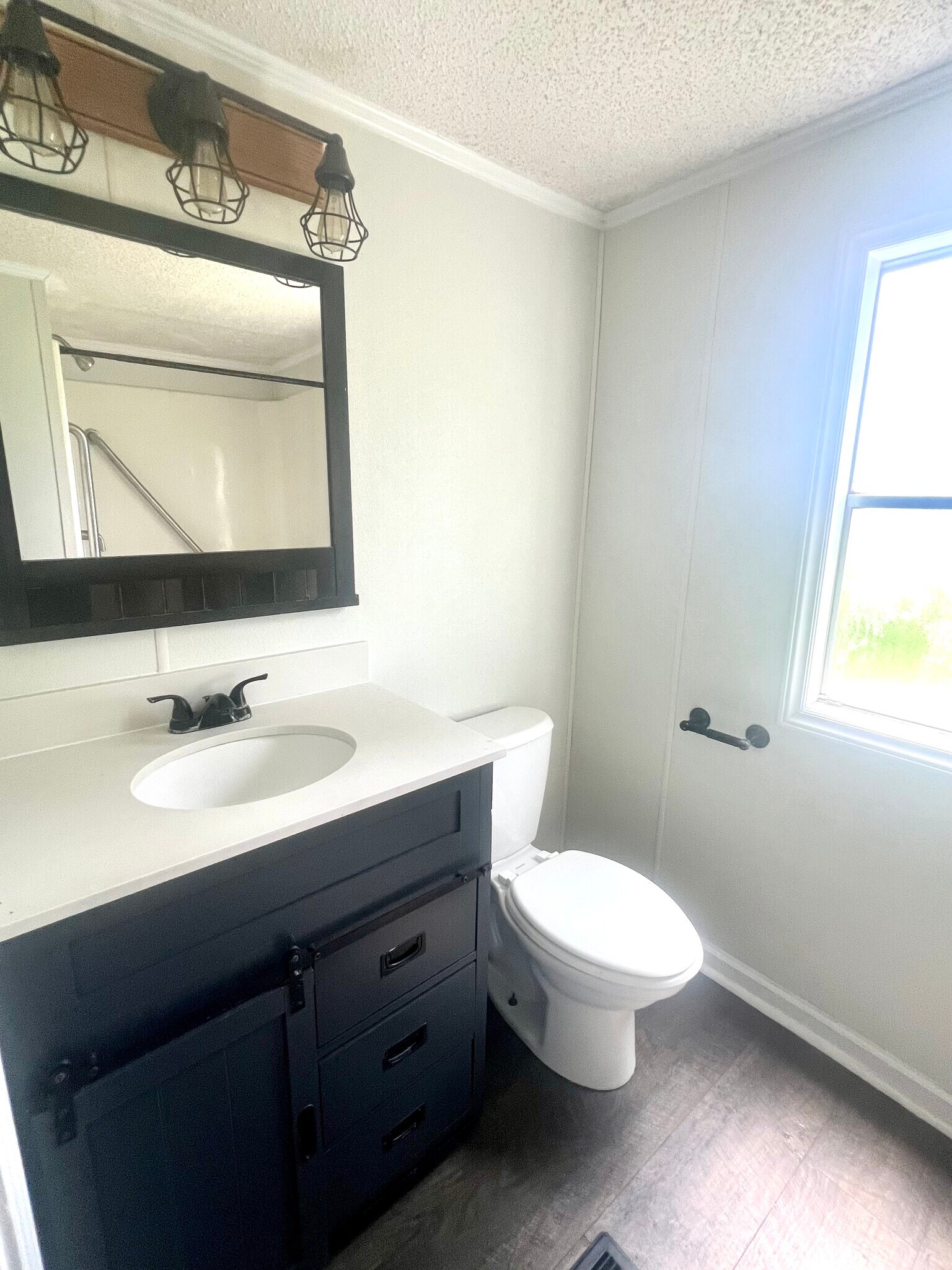 Hallway Bathroom - 1395 Old Pink Hill Rd