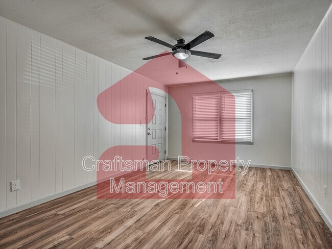 Building Photo - 3225 NW 33rd St