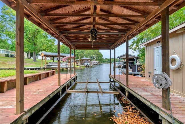 Building Photo - Welcome to Your Lake Gaston Getaway!