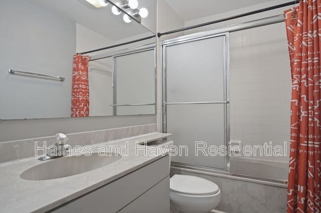 Building Photo - 157 Coventry Cir