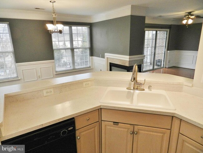Building Photo - 12765 Fair Crest Ct