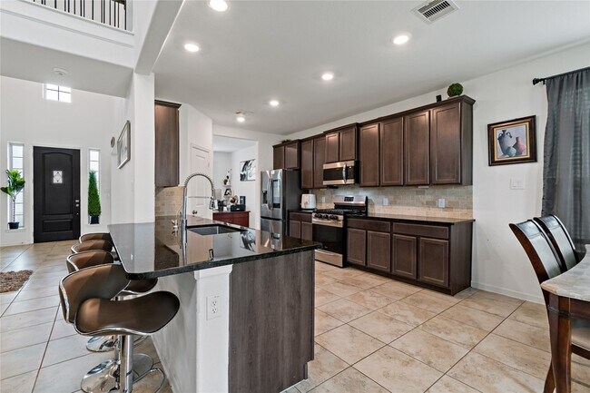 Building Photo - 14010 Hartford Heights Wy