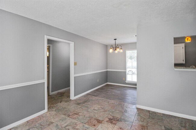 Building Photo - 12702 Gotham Dr