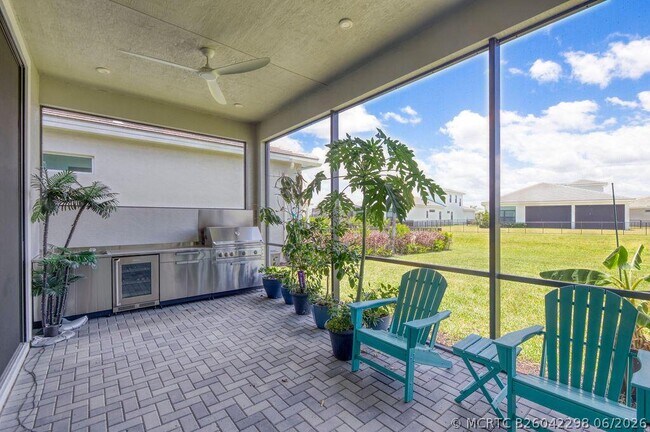 Building Photo - 11338 SW Pietra Wy