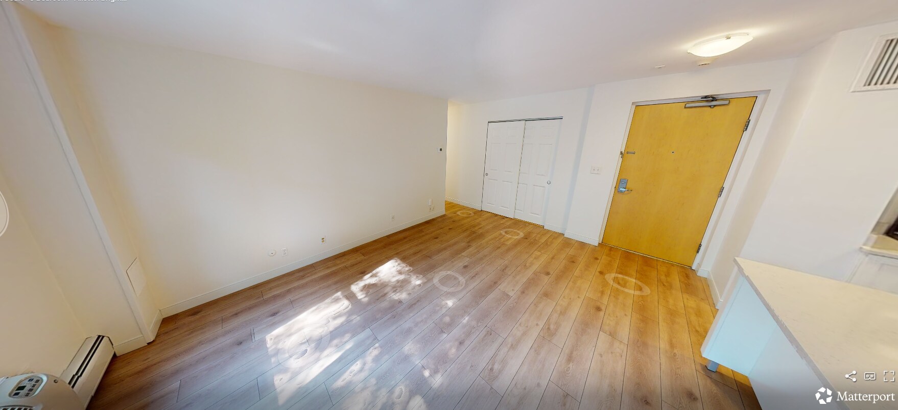 Building Photo - 63 Gordon St