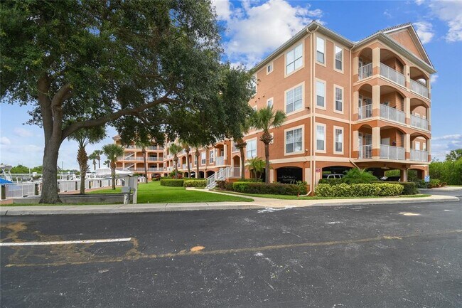 Building Photo - 5000 Culbreath Key Way