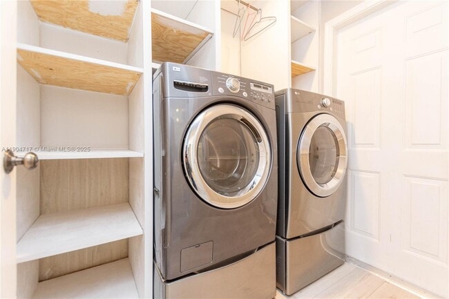 Building Photo - 642 Heritage Dr