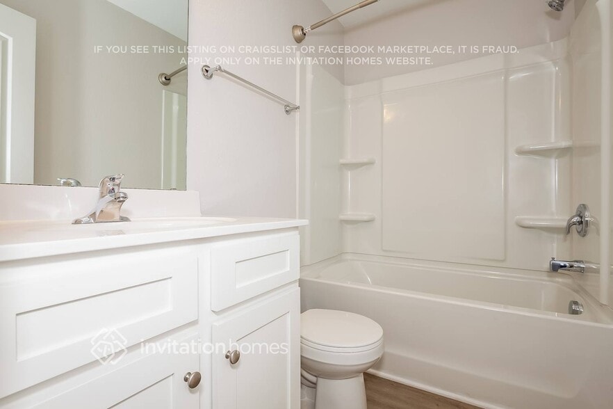 Building Photo - 3915 Rosfield Dr