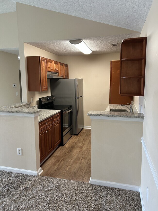 Building Photo - 3792 Hitchcock Way