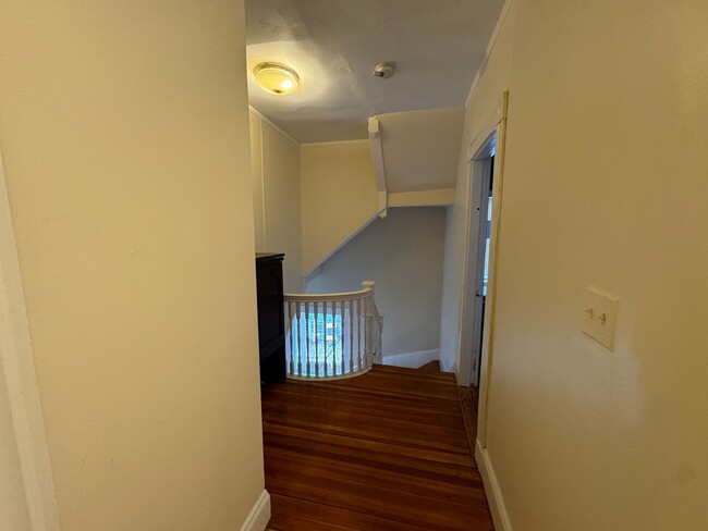 Building Photo - The Best Home in Brighton