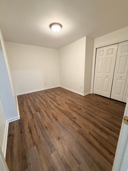 Bedroom 1 - 109 Killam Ct