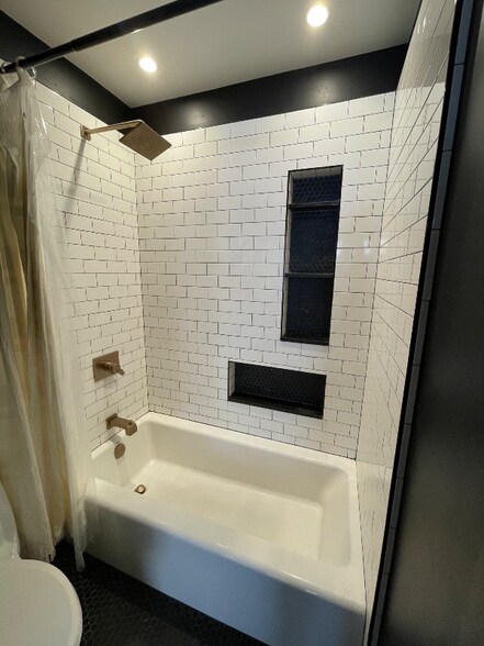 Building Photo - 1575 Cherboneau Pl