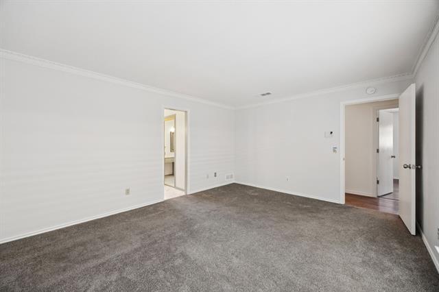 Building Photo - 3305 Canterbury Dr