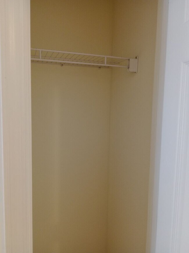 Building Photo - 3527-3529-3529 Prescott Dr