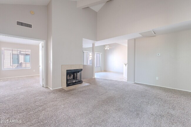Building Photo - 9439 N 59th Ave