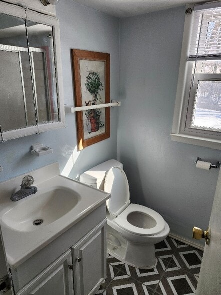 Building Photo - 3627 Forestdale Ave