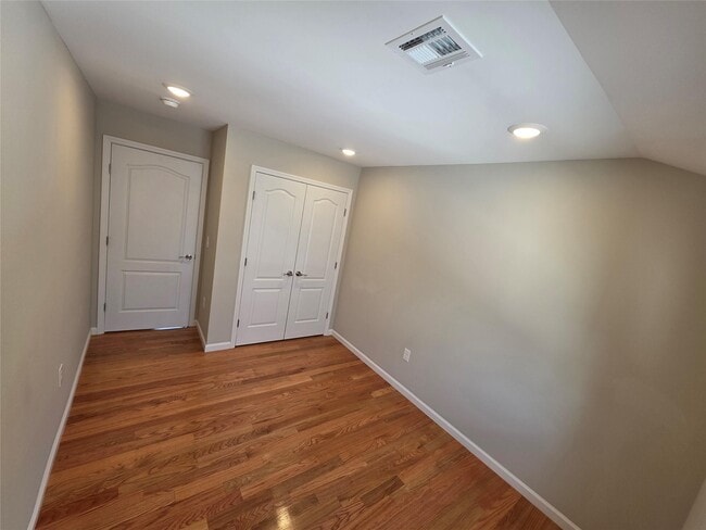 Building Photo - 257-16-257145 145th Ave