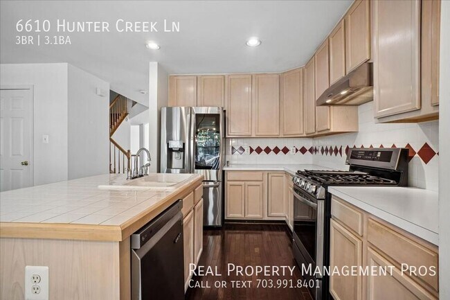 Building Photo - 6610 Hunter Creek Ln