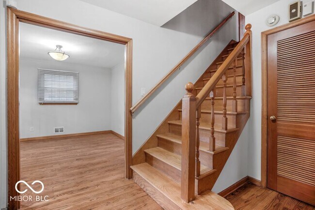 Building Photo - 508 Bernard Ave