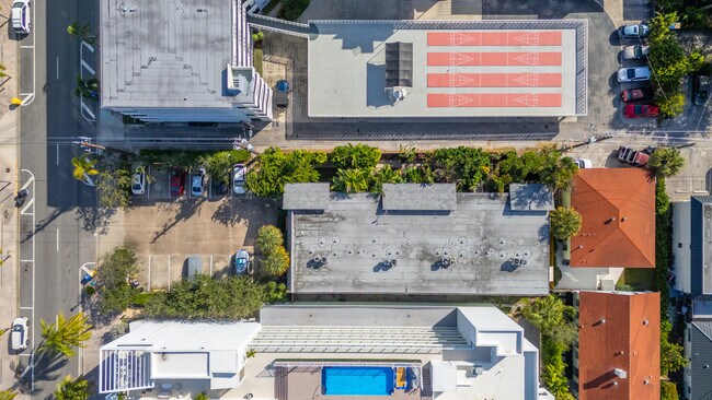 Building Photo - 111 Lake Ave