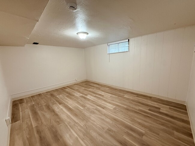 Building Photo - 2954 S Madison Ave