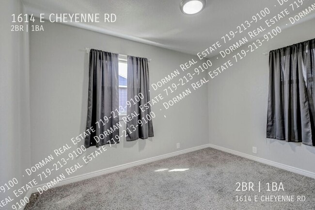 Building Photo - 1614 E Cheyenne Rd