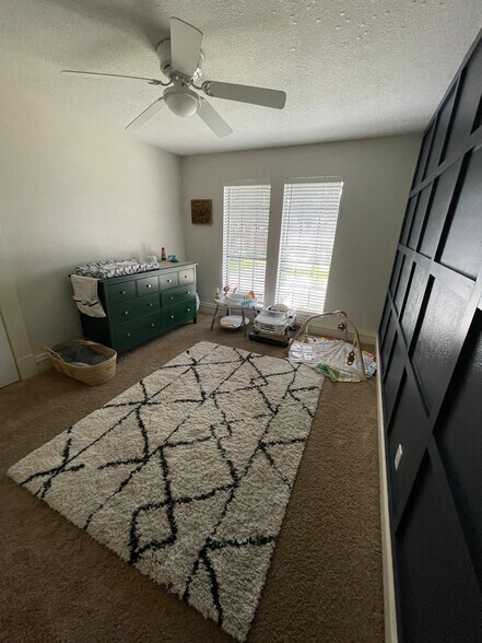 Building Photo - 6035 Spring Creek Grove Ln