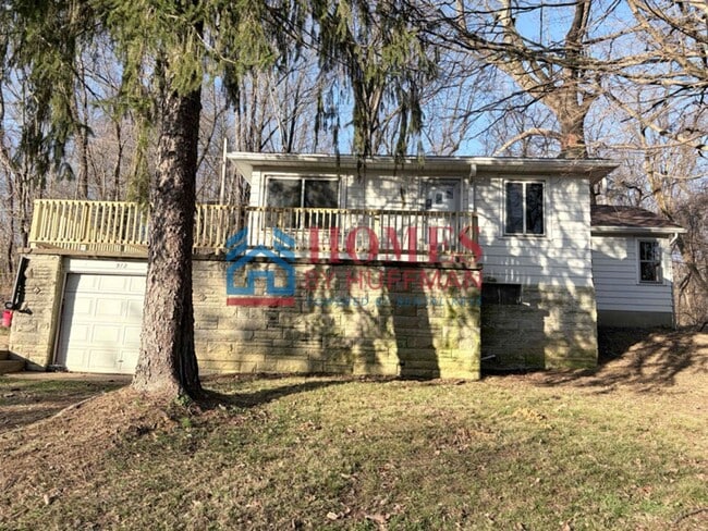 Building Photo - Westside! | Three Bedroom House