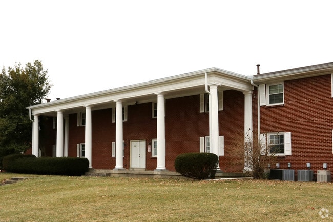 Primary Photo - The Columns