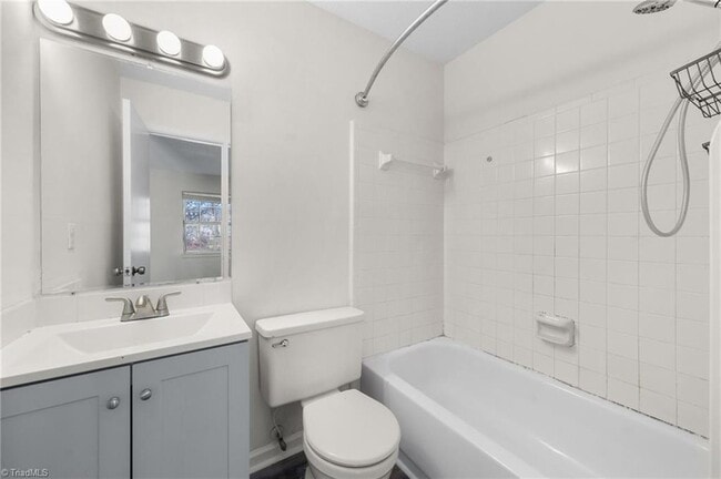 Building Photo - 5739 Bramblegate Rd