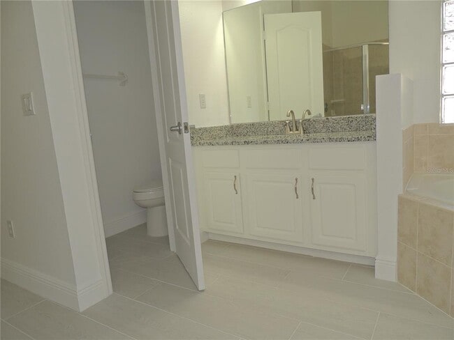 Building Photo - 10006 Brodbeck Blvd