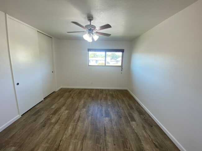Building Photo - Pets Welcome!