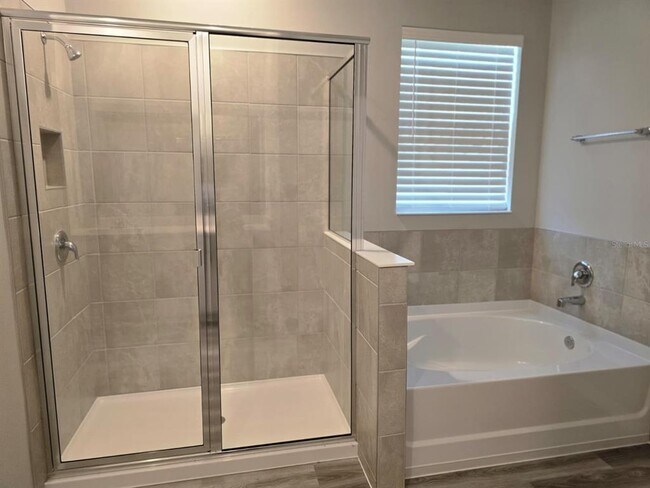 Building Photo - 6779 Flint Crk Dr