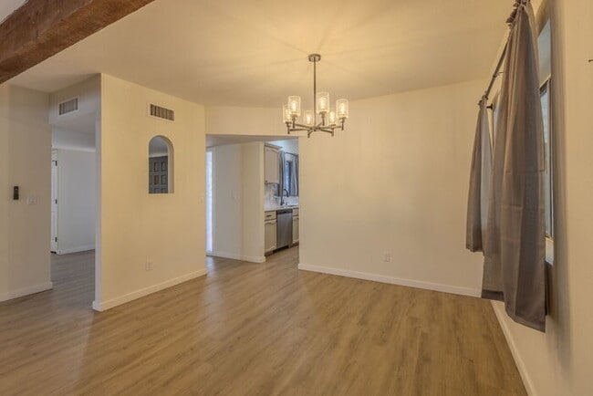 Building Photo - Green Valley Country Club Estates! 55+ Community, at least one person residing in the home must b...