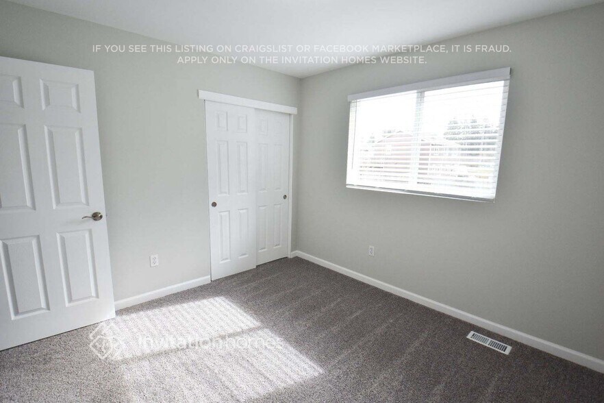 Building Photo - 4604 213th St E