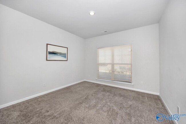 Building Photo - 106 Oak Fletcher Dr