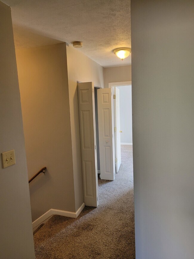 Building Photo - 801 Wingate Dr