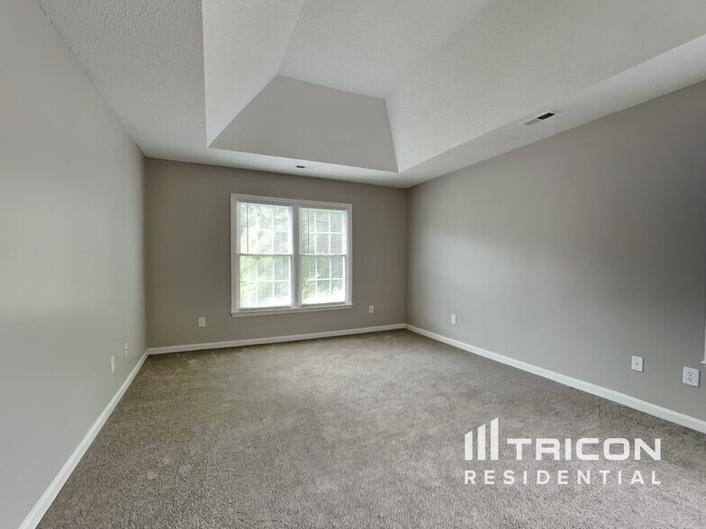 Building Photo - 229 Blair Dr