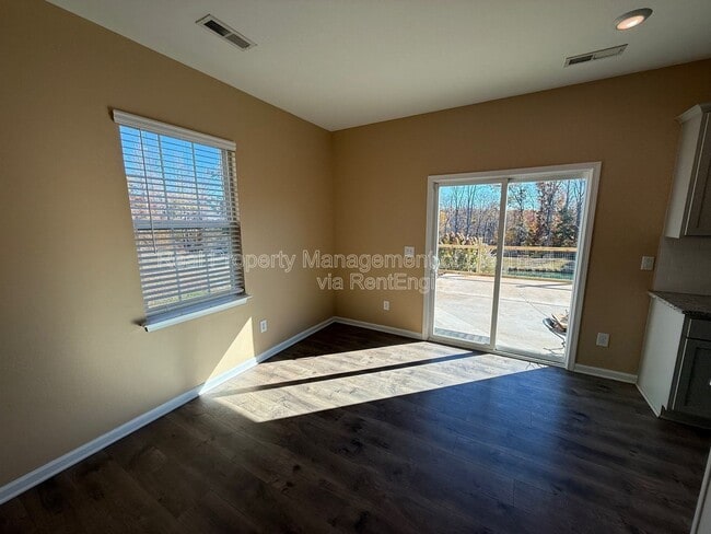 Building Photo - 610 Spaulding St