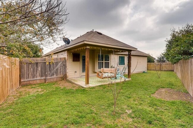Building Photo - 720 Ann Taylor Dr