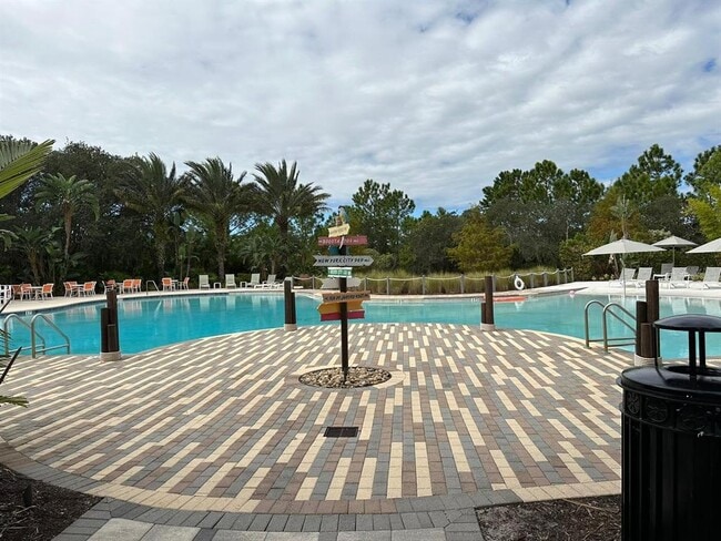 Building Photo - 741 Longboat Dr