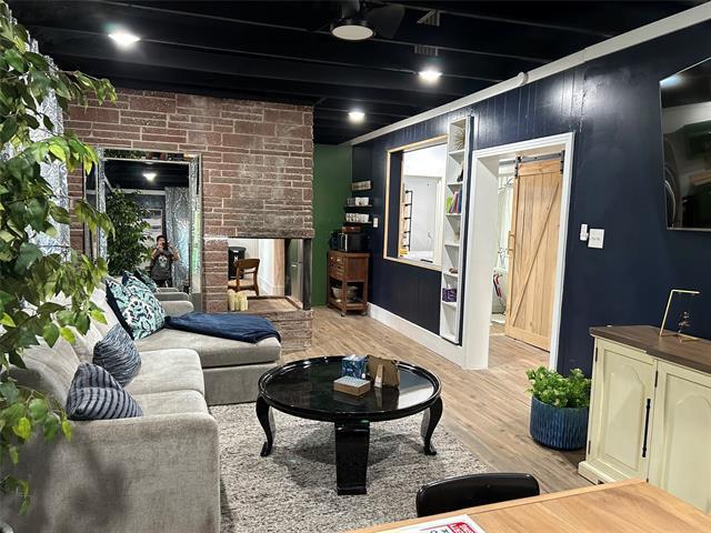 Building Photo - 250 Private Rd 8579