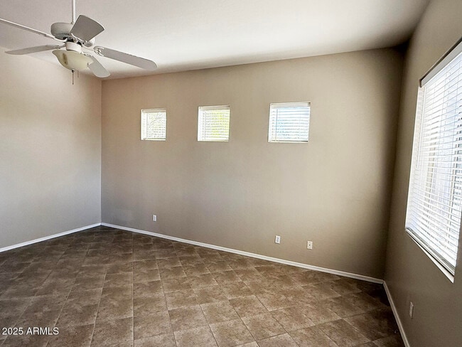 Building Photo - 4537 E Thunder Hawk Rd