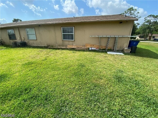 Building Photo - 4425 Ruthann Ct
