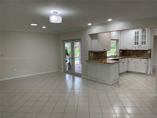 Building Photo - 7940 SW 173rd Terrace