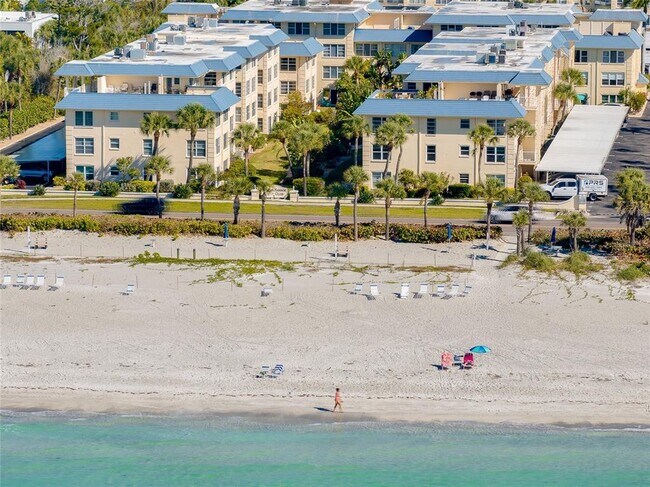 Building Photo - 3806 Gulf of Mexico Dr