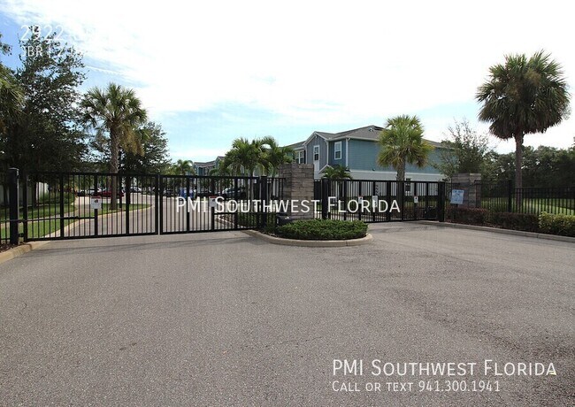 Building Photo - 2922 Grand Kemerton Pl