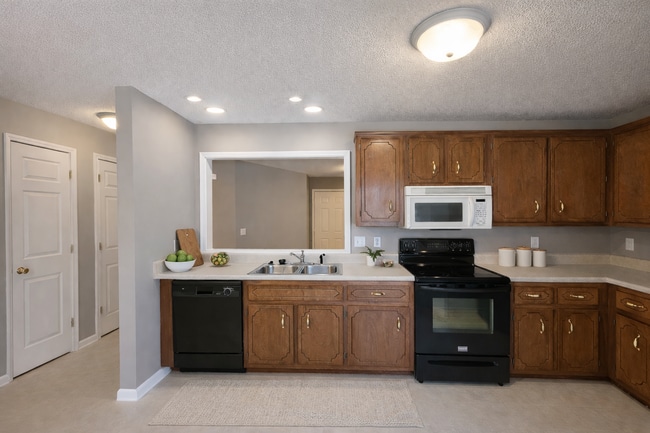 Building Photo - Welcome Home to Comfort, Space & Charm!