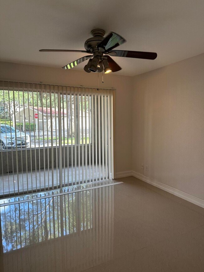 Building Photo - 1885 Palm Cove Blvd