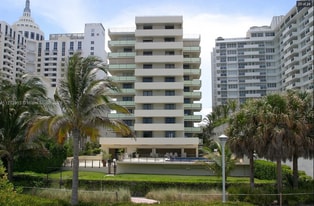 Building Photo - 1621 Collins Ave